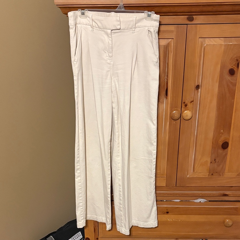 American Eagle Outfitters Cream Stretch Pants